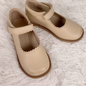 Elephantito Classic Kids Mary Jane Shoes in tan leather